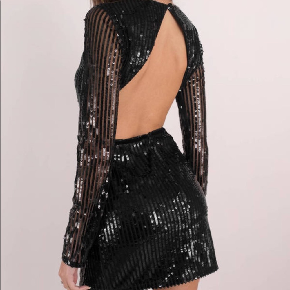 Tobi Long Sleeve Sequin Dress